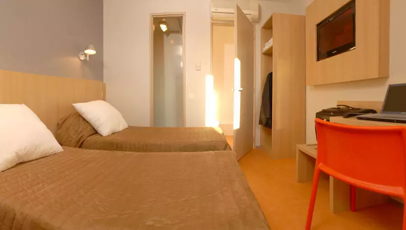 فندق Balladins Chilly Mazarin