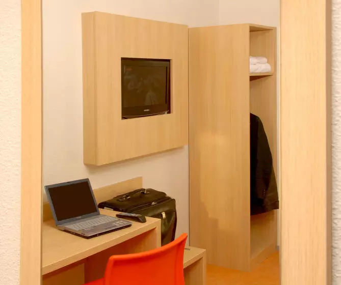 فندق Balladins Chilly Mazarin