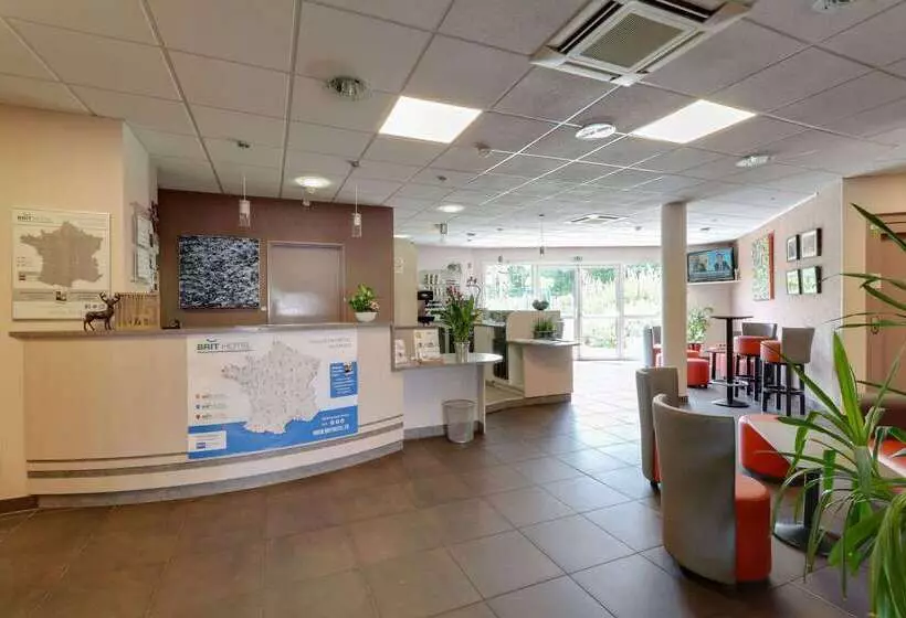 Brit Hotel Saint Méen Le Grand En Brocéliande