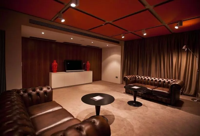 ホテル Graffit Gallery Design