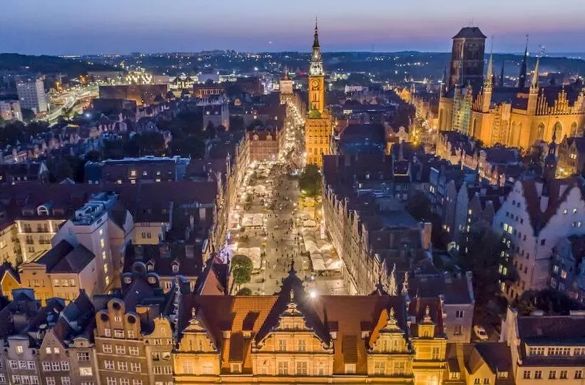 Отель Holland House Residence Old Town