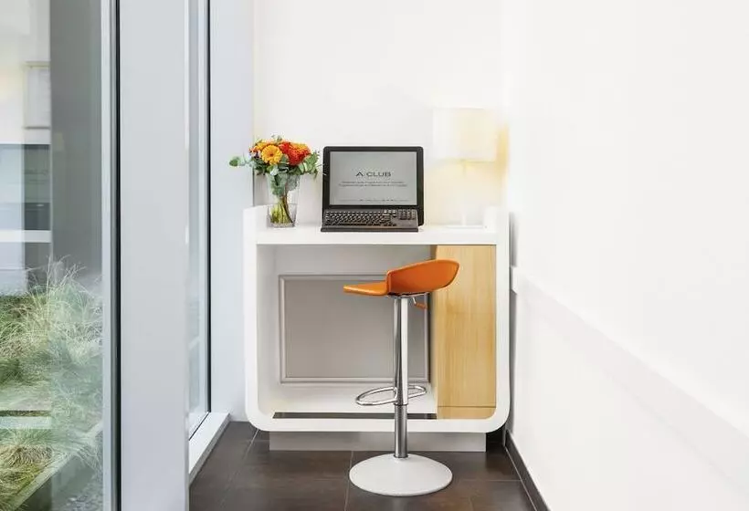 Otel Ibis Budget Brugge Centrum Station