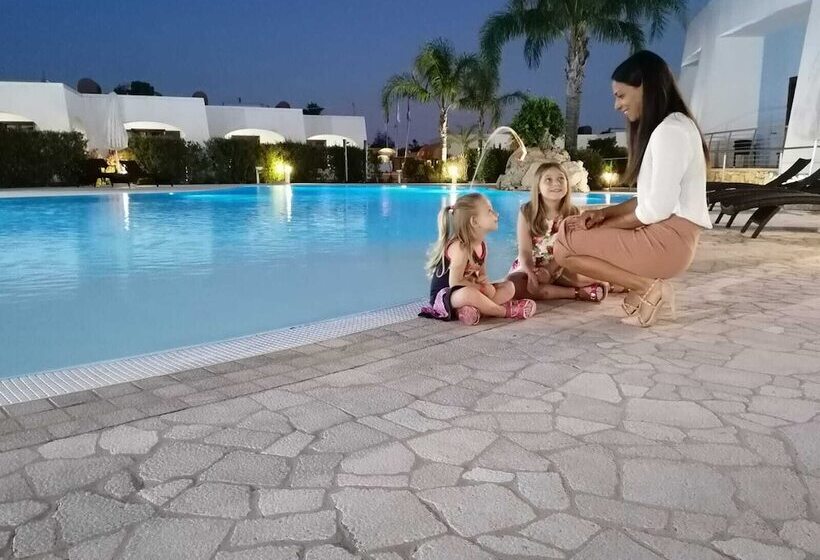 Отель La Casarana Wellness Ecoresort