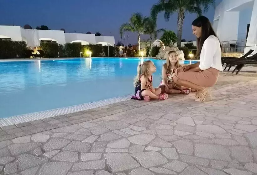 Отель La Casarana Wellness Ecoresort