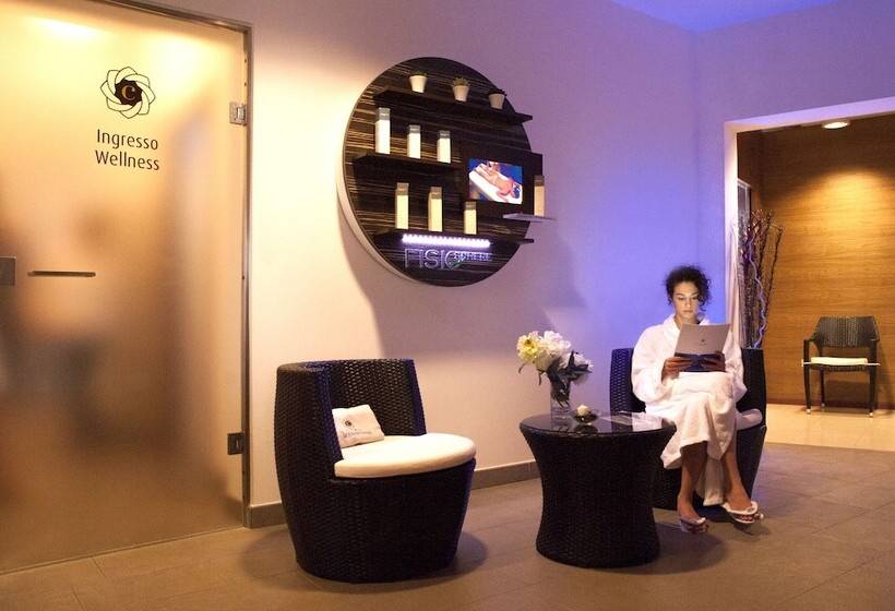 Отель La Casarana Wellness Ecoresort