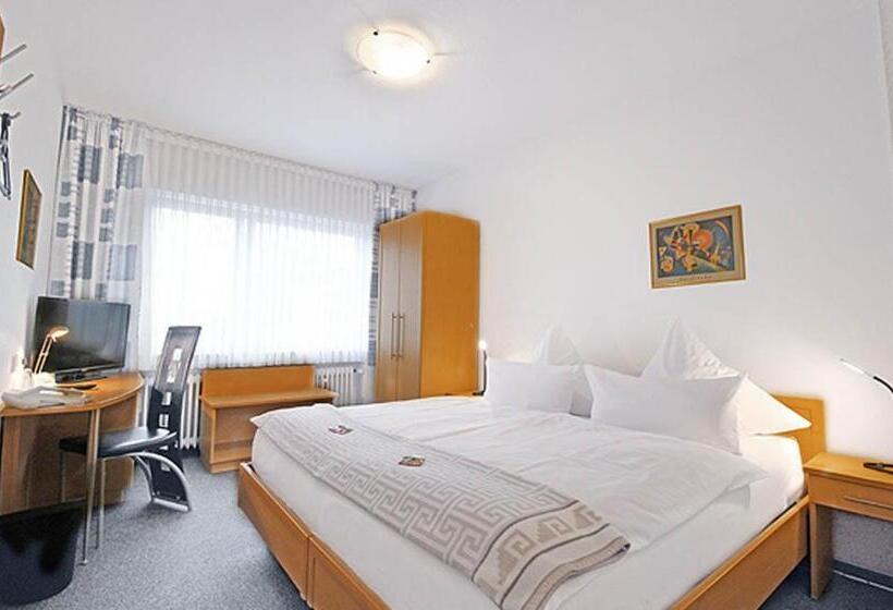 ホテル Lindenkrug