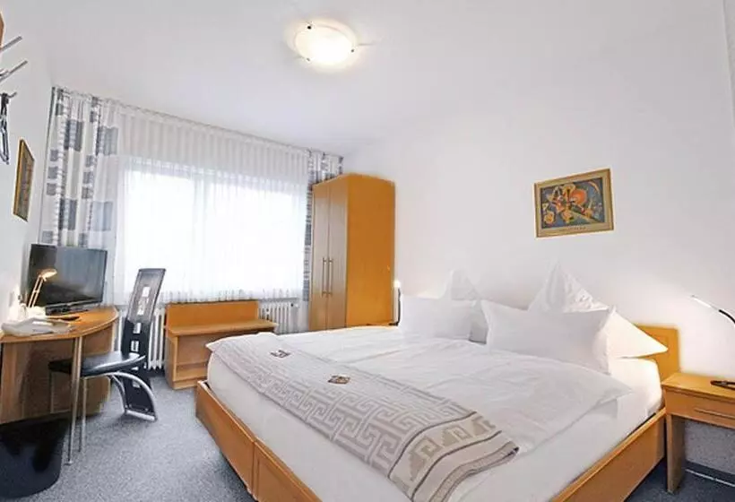 ホテル Lindenkrug