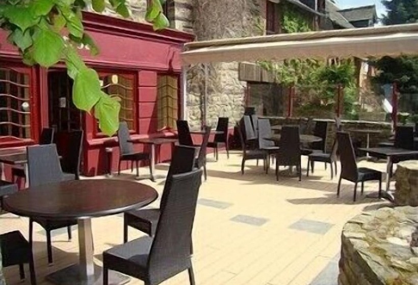 Logis Hotel, Restaurant Et Spa Le Relais De Broceliande