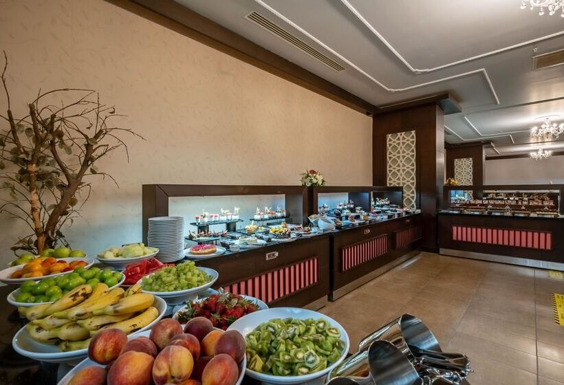 هتل Megasaray Westbeach Antalya