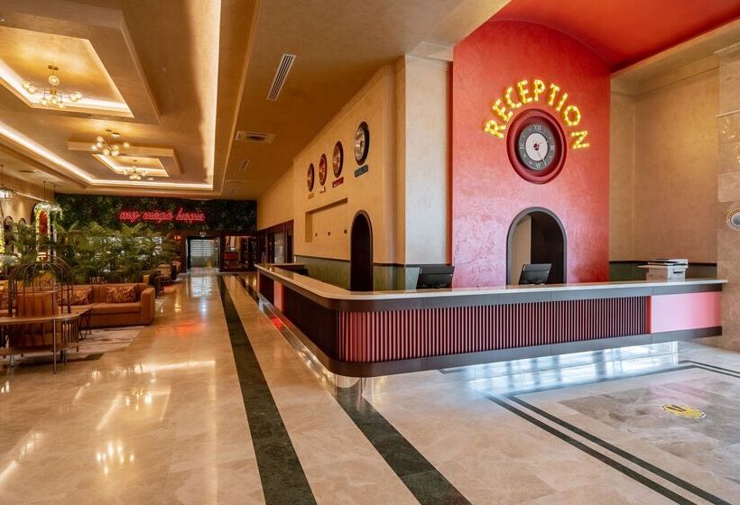 هتل Megasaray Westbeach Antalya