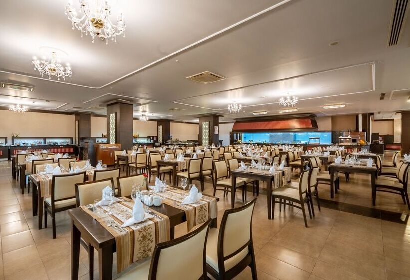 هتل Megasaray Westbeach Antalya