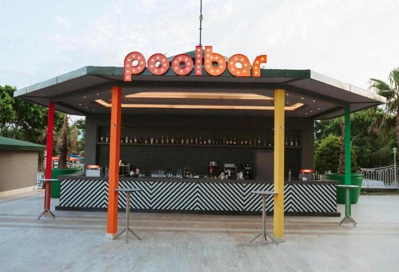 هتل Megasaray Westbeach Antalya