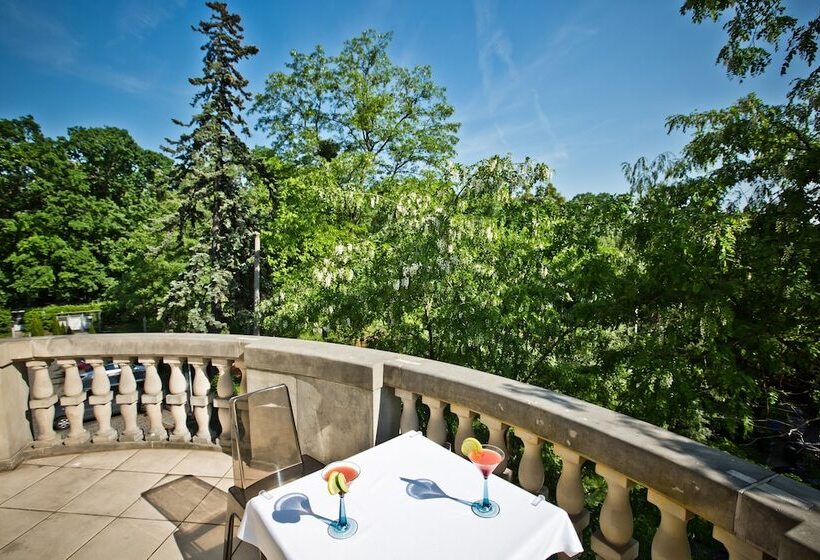 Platinum Palace Boutique Hotel & Spa