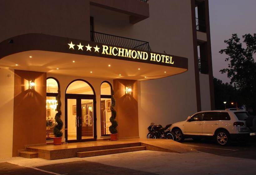 فندق Richmond