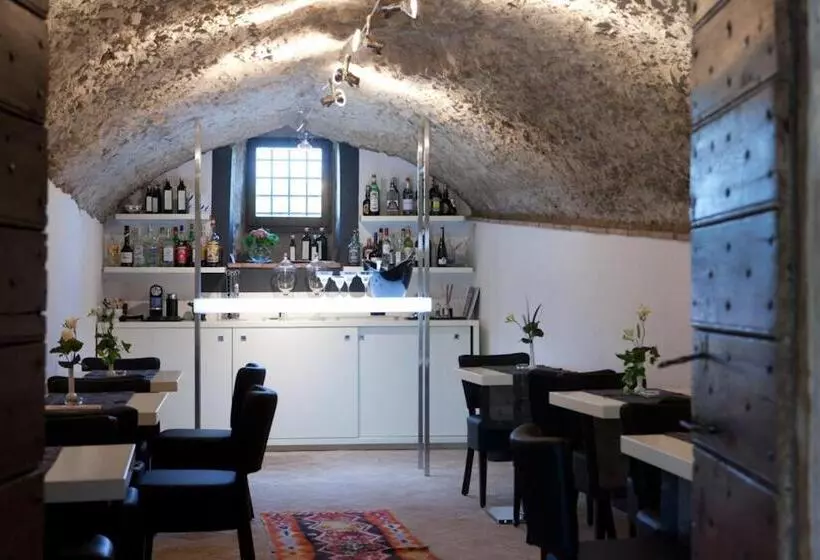 Hotell Tenuta Di Canonica