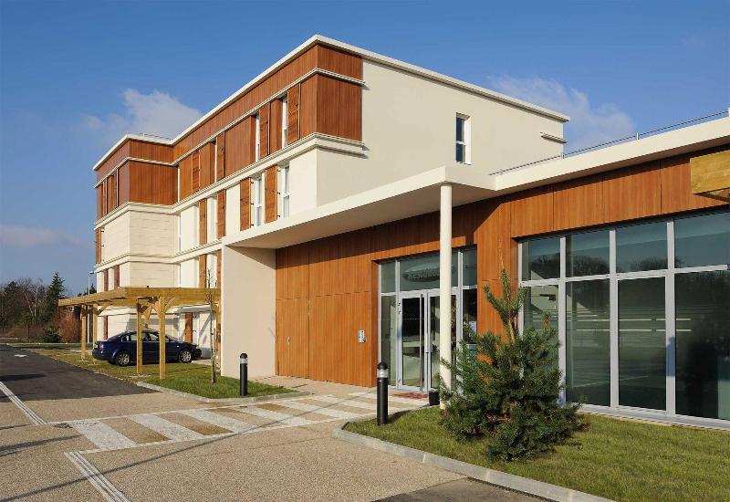 Residhome Paris Guyancourt