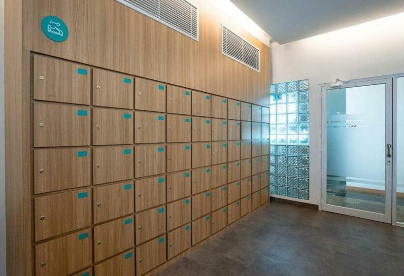 Hostel Bobopod Kota Tua, Jakarta