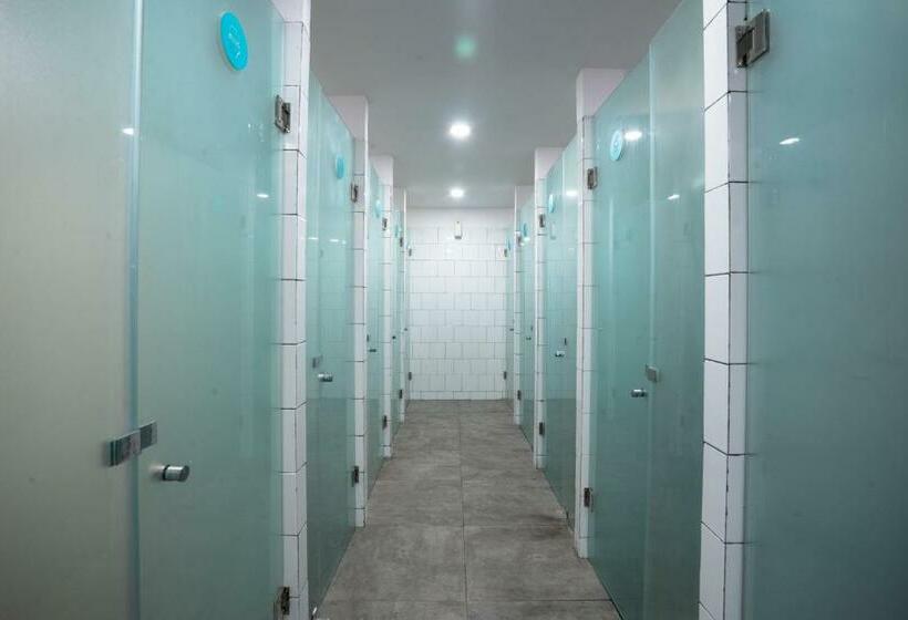 Hostel Bobopod Kota Tua, Jakarta