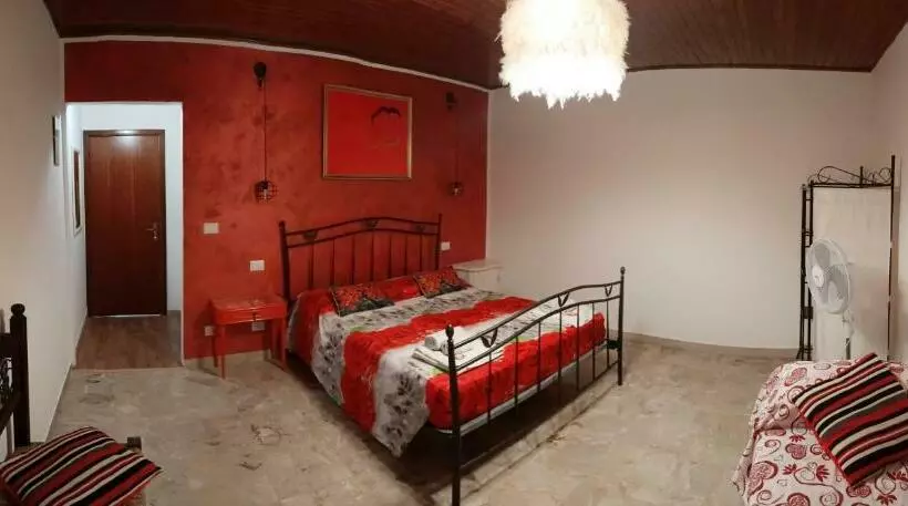 تختخواب و صبحانه La Casa Sul Tetto, Room S & Glamping