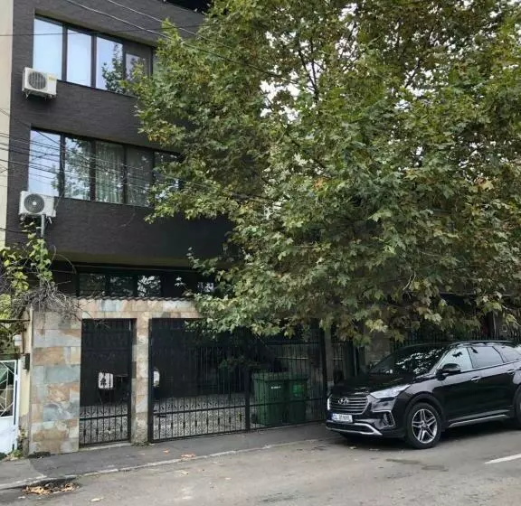 تختخواب و صبحانه Studio