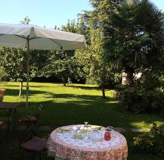 مبيت وإفطار Villa Della Stua