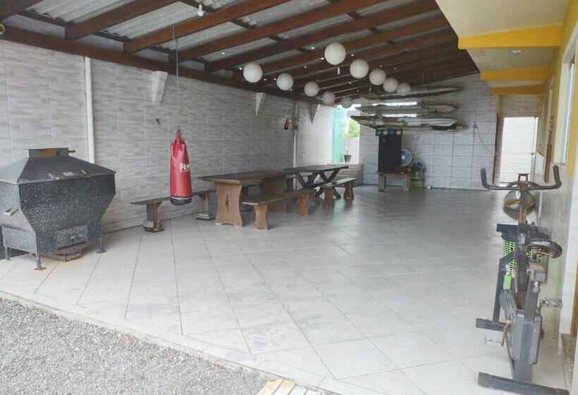 Gênesis Beach Hostel! Quartos Compartilhados E Privativos Na Pinheira