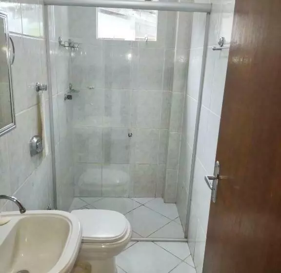 Gênesis Beach Hostel! Quartos Compartilhados E Privativos Na Pinheira