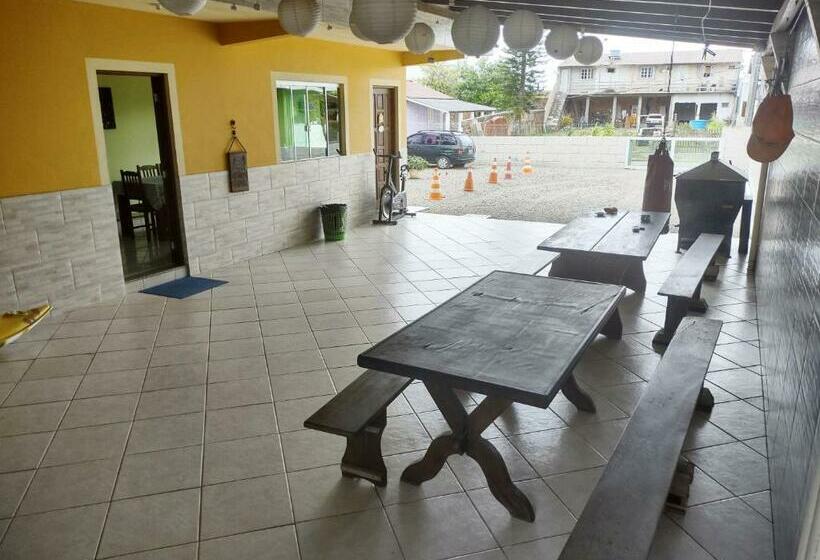 Gênesis Beach Hostel! Quartos Compartilhados E Privativos Na Pinheira