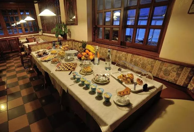 ペンション Happy Days Sul Lago