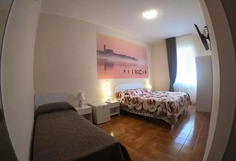 ペンション Le Stanze Di Ricci Affittacamere Low Cost