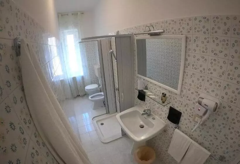 ペンション Le Stanze Di Ricci Affittacamere Low Cost