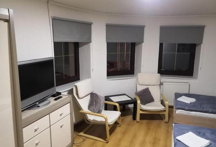 Пансион Penzion Ubytování U Parku S Parkovištěm