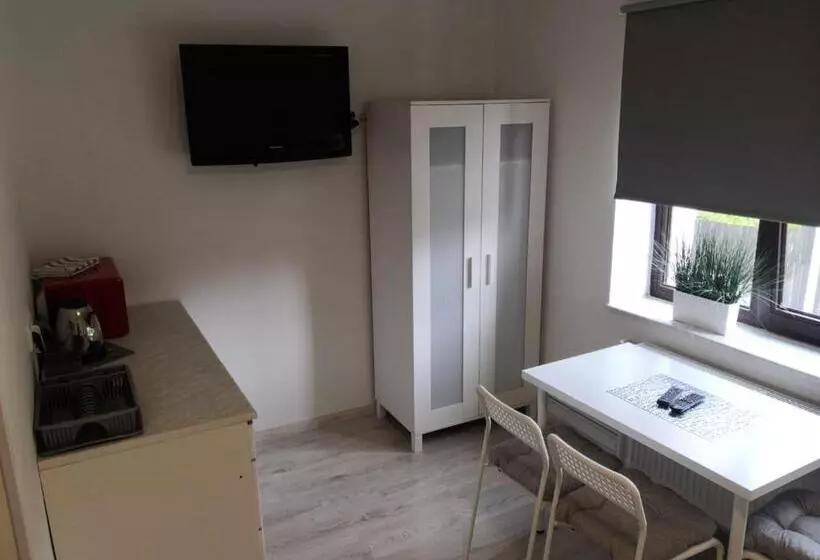 Majatalo Penzion Ubytování U Parku S Parkovištěm