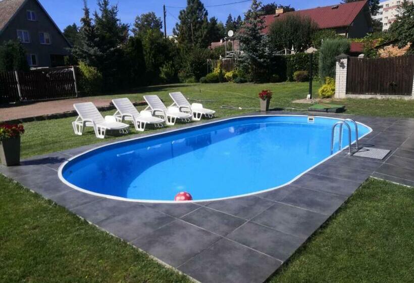 Пансион Penzion Ubytování U Parku S Parkovištěm