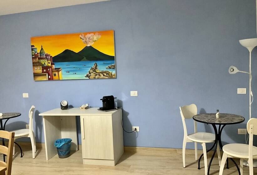 تختخواب و صبحانه A Room De Scugnizzi