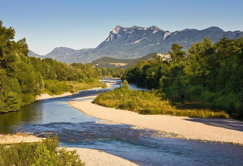 Bed and Breakfast Chambre Hôtes Jacuzzi Climatiseur Provence