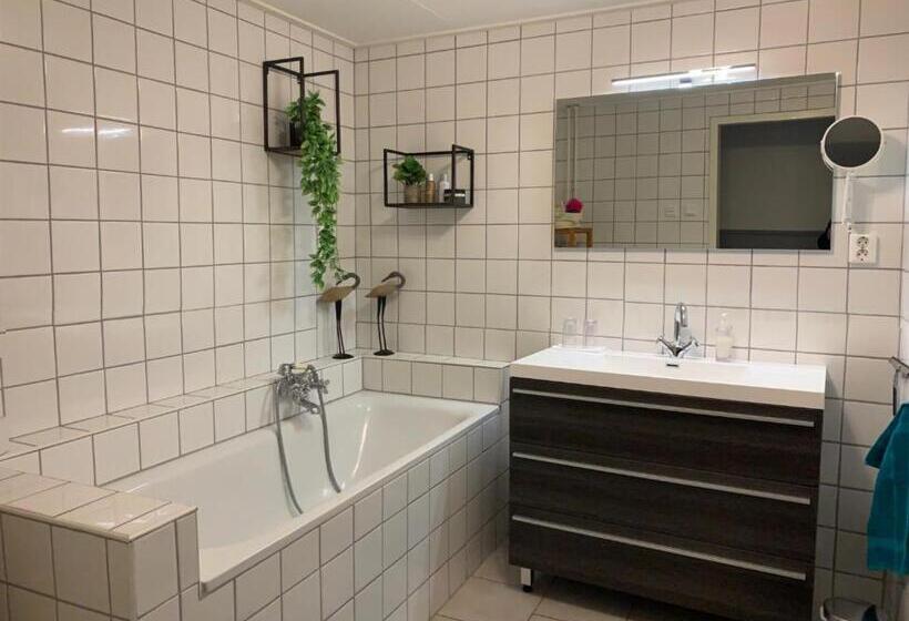 민박 Het Rode Pakhuis