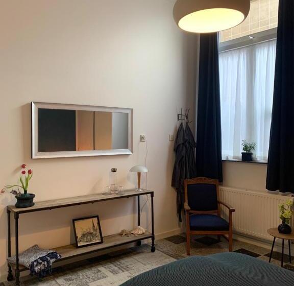 민박 Het Rode Pakhuis