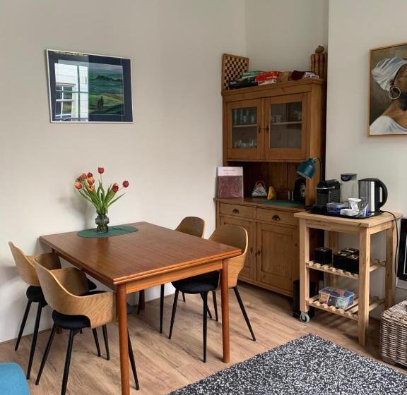 민박 Het Rode Pakhuis