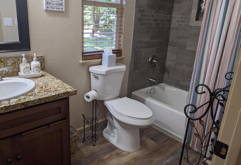 تختخواب و صبحانه Kilauea House