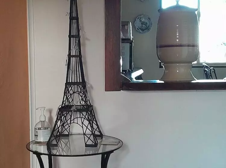 Bed and Breakfast Mapleton Peaceful Provence Bnb