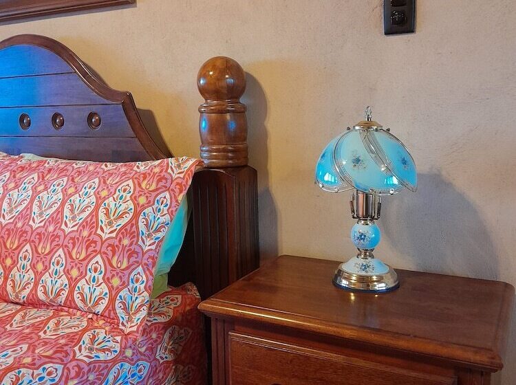 Bed and Breakfast Mapleton Peaceful Provence Bnb