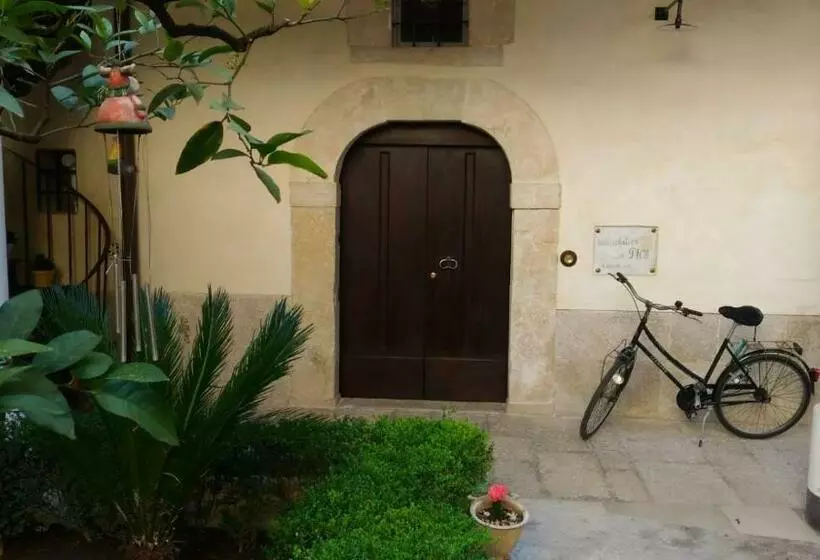 Aamiaismajoitus (B&B) Palazzo Rossi Suite