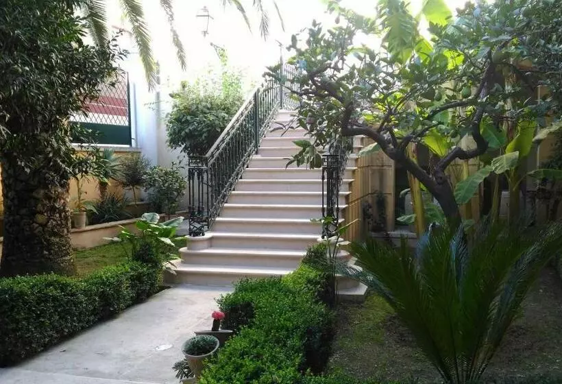 Aamiaismajoitus (B&B) Palazzo Rossi Suite