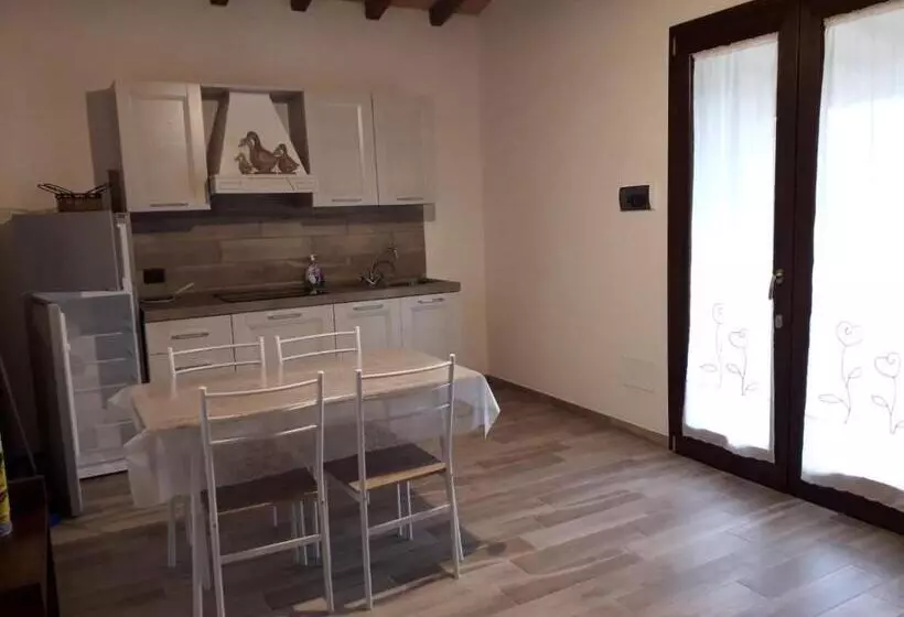 هتل Agriturismo Le Chiare Stelle