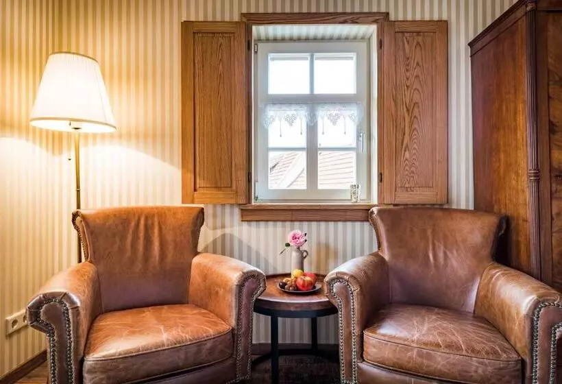 Hotelli Magdalenengut Studios Und Suiten