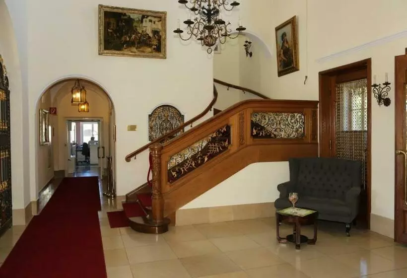 ホテル Schloss Höhenried