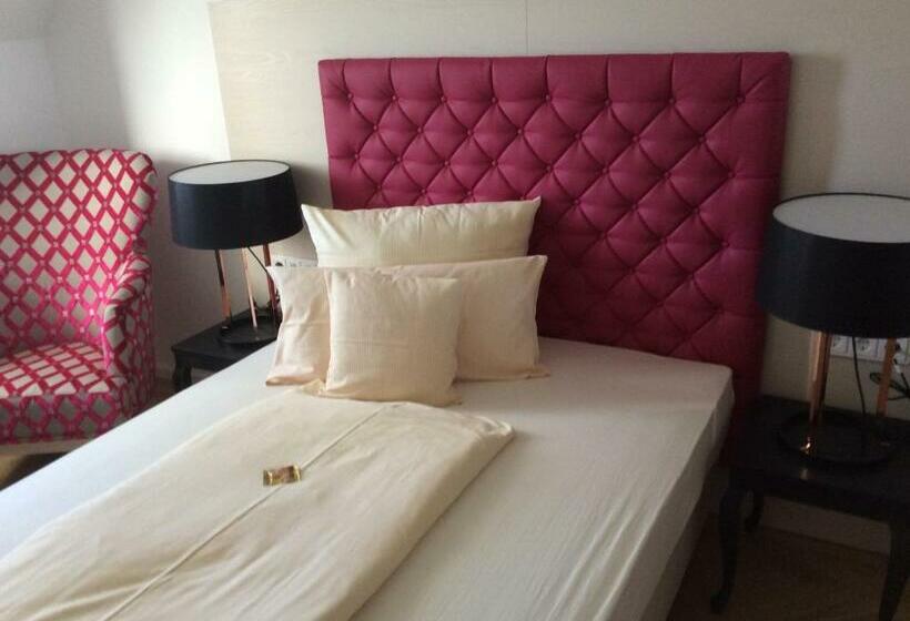 Hotel Schloss Höhenried