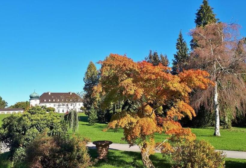 Hotel Schloss Höhenried