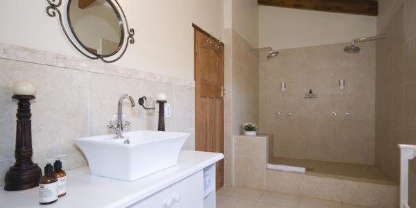 Lupus Den Country House B&b